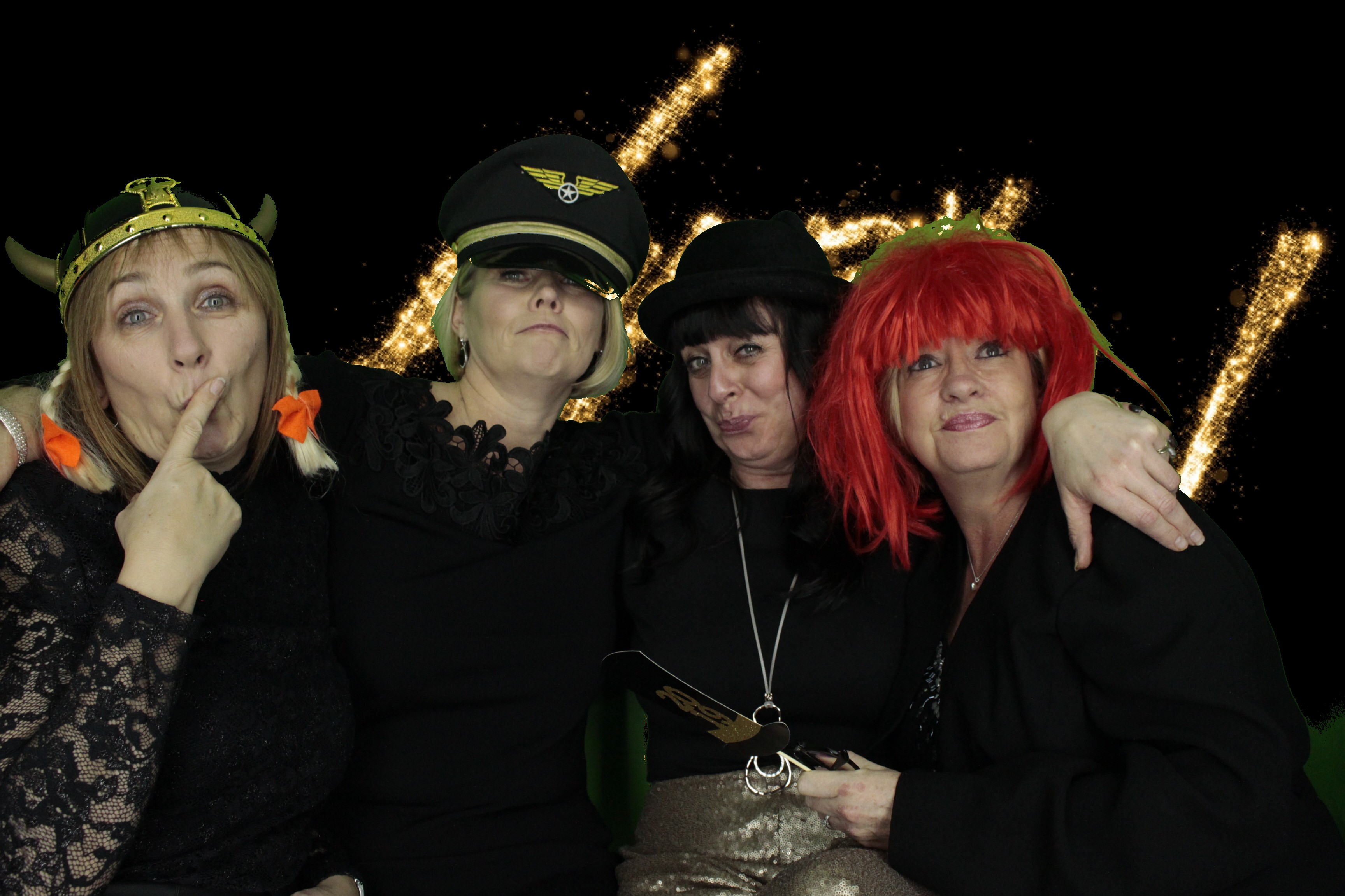 New Years Eve Party Silvermere | View more photos from the event at gallery.myphotoboothexperience.co.uk/u/MyPhotoBoothExperienceLtd/New-Years-Eve-Party-Silvermere